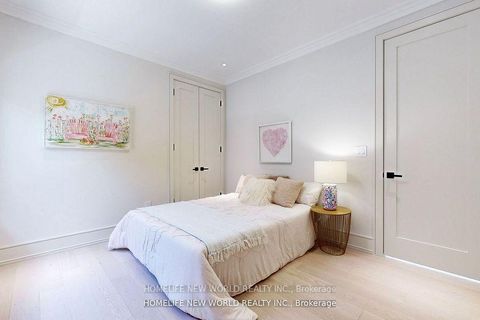 Photo 21 at 168 Glenvale Boulevard, Leaside, Toronto