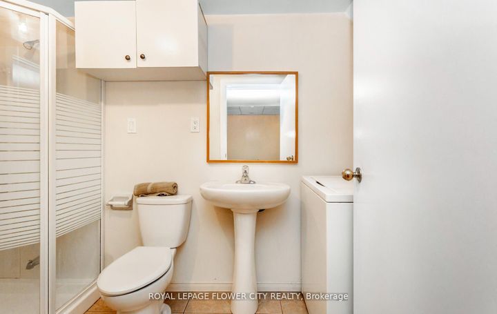 Photo 39 at 41 Chipstead Avenue, Northwood Park, Brampton