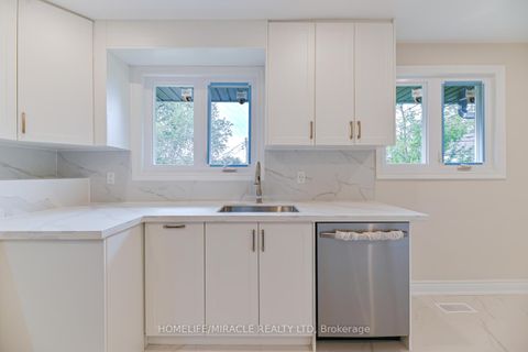 Photo 9 at 46 Flintwick Drive, Bendale, Toronto
