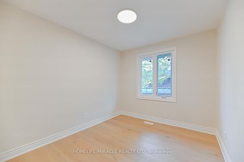 Photo 15 at 46 Flintwick Drive, Bendale, Toronto