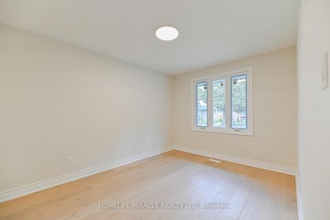Photo 19 at 46 Flintwick Drive, Bendale, Toronto