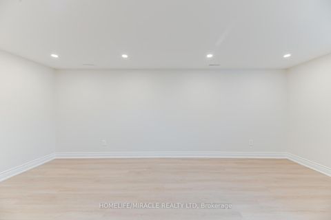 Photo 29 at 46 Flintwick Drive, Bendale, Toronto