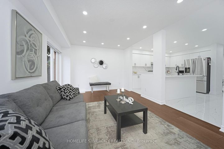 Photo 20 at 56 Cadillac Crescent S, Fletcher's Meadow, Brampton