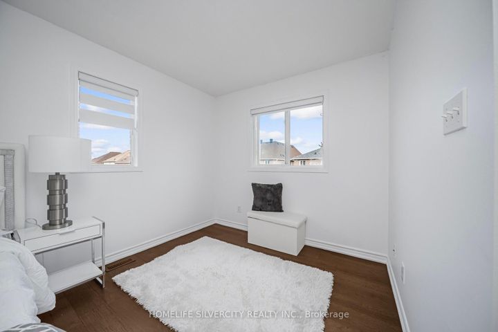 Photo 28 at 56 Cadillac Crescent S, Fletcher's Meadow, Brampton