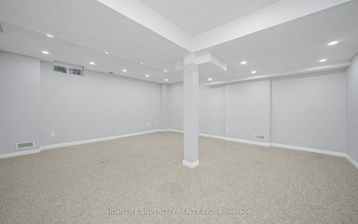 Photo 40 at 56 Cadillac Crescent S, Fletcher's Meadow, Brampton