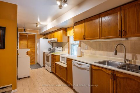 Photo 40 at 37 Leah Crescent, Central West, Ajax