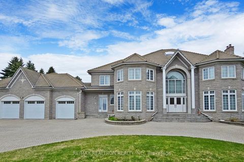 Photo 0 at 23 Kensington Drive, Rural Richmond Hill, Richmond Hill