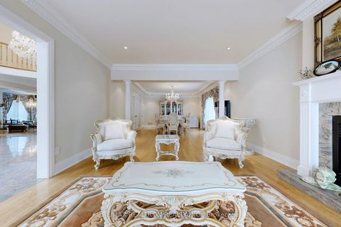 Photo 20 at 23 Kensington Drive, Rural Richmond Hill, Richmond Hill