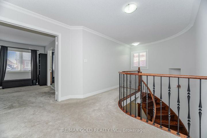 Photo 14 at 26 Freshmeadow Street, Bram East, Brampton