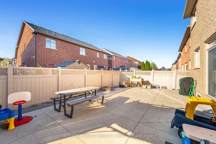 Photo 27 at 26 Freshmeadow Street, Bram East, Brampton