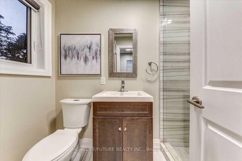 Photo 26 at 20 Brantley Crescent, York University Heights, Toronto