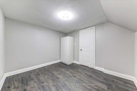 Photo 28 at 20 Brantley Crescent, York University Heights, Toronto