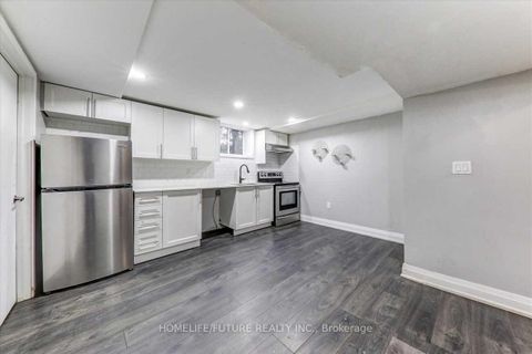 Photo 31 at 20 Brantley Crescent, York University Heights, Toronto