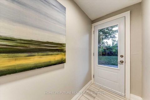 Photo 35 at 20 Brantley Crescent, York University Heights, Toronto