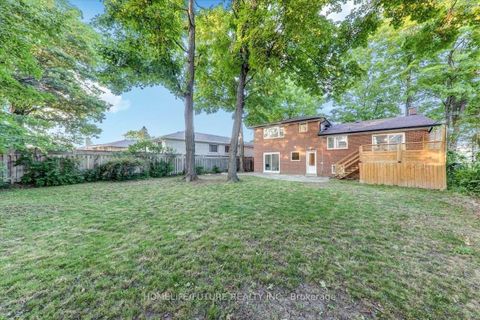 Photo 39 at 20 Brantley Crescent, York University Heights, Toronto