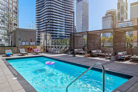 Photo 33 at 1809 - 955 Bay Street, Bay Street Corridor, Toronto Photo 33 at 1809 - 955 Bay Street, Bay Street Corridor, Toronto