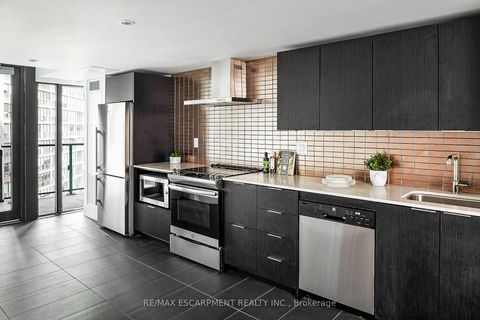Photo 45 at 1809 - 955 Bay Street, Bay Street Corridor, Toronto