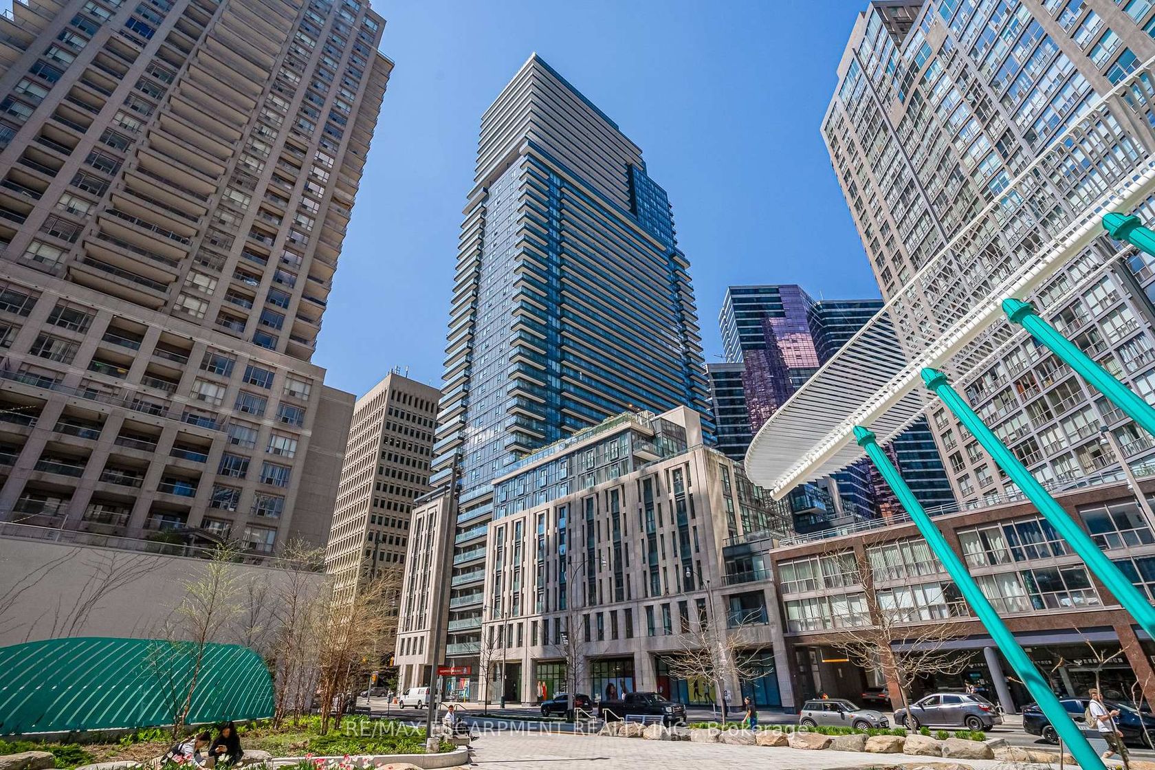 1809 - 955 Bay Street, Bay Street Corridor, Toronto 