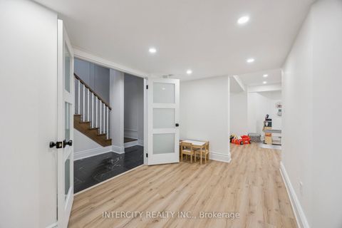 Photo 27 at 8 Larkin Avenue, Nobleton, King