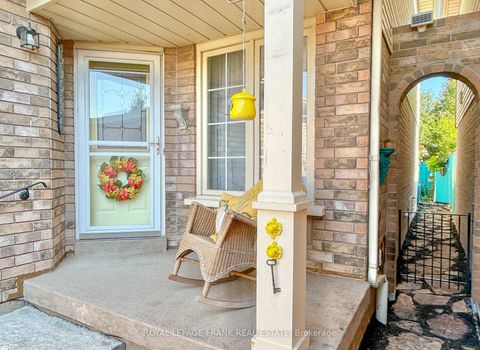 Photo 3 at 36 Greengrove Way, Rolling Acres, Whitby