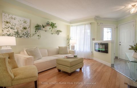 Photo 6 at 36 Greengrove Way, Rolling Acres, Whitby