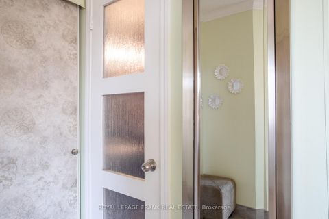 Photo 10 at 36 Greengrove Way, Rolling Acres, Whitby