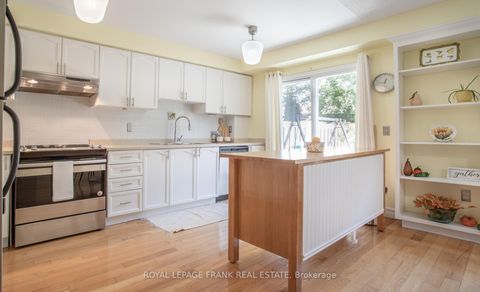 Photo 19 at 36 Greengrove Way, Rolling Acres, Whitby