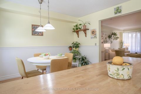 Photo 20 at 36 Greengrove Way, Rolling Acres, Whitby