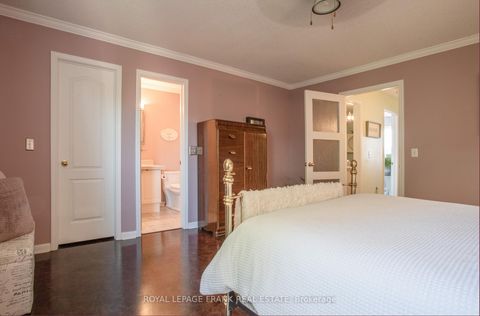 Photo 28 at 36 Greengrove Way, Rolling Acres, Whitby