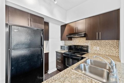 Photo 9 at 102 - 120 Dallimore Circle, Don Mills, Toronto
