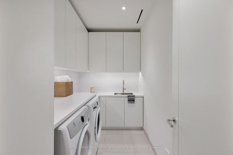 Photo 31 at 207 - 7 Dale Avenue, Moore Park, Toronto