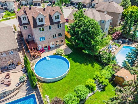 Photo 2 at 36 Stapleton Place, Ardagh, Barrie