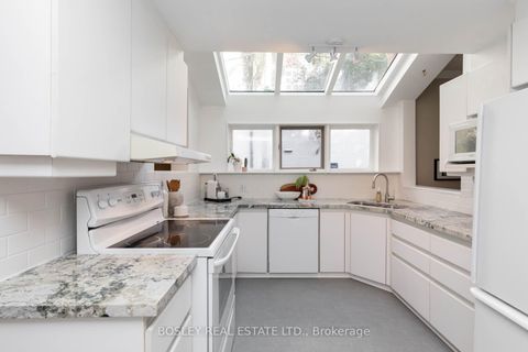 Photo 14 at 409 Sackville Street, South St. James Town, Toronto