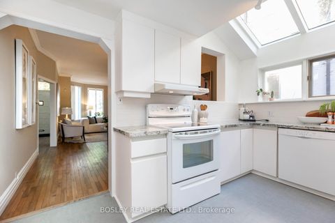 Photo 15 at 409 Sackville Street, South St. James Town, Toronto