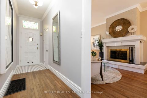 Photo 1 at 409 Sackville Street, South St. James Town, Toronto