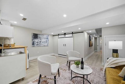 Photo 28 at 34 - 811 Wilson Road N, Pinecrest, Oshawa