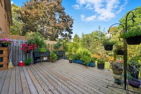 Photo 31 at 34 - 811 Wilson Road N, Pinecrest, Oshawa