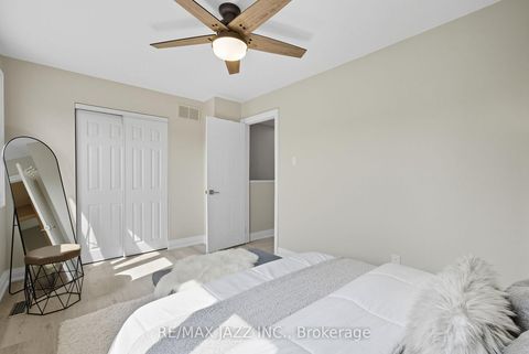 Photo 19 at 34 - 811 Wilson Road N, Pinecrest, Oshawa