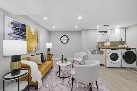 Photo 26 at 34 - 811 Wilson Road N, Pinecrest, Oshawa