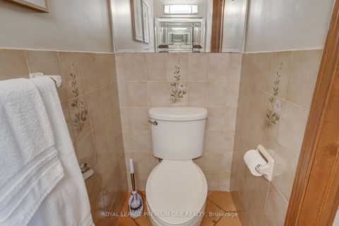 Photo 21 at 41 Whitley Avenue, CFB, Toronto