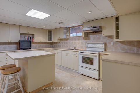 Photo 34 at 41 Whitley Avenue, CFB, Toronto