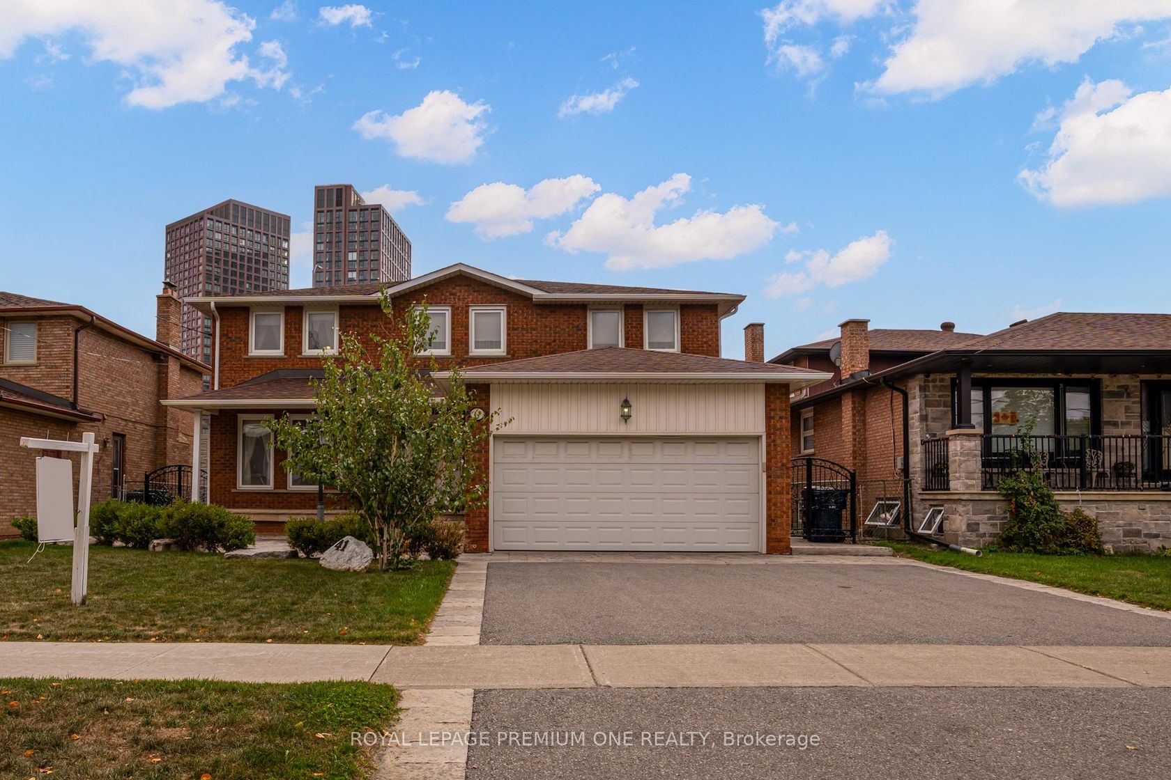 41 Whitley Avenue, CFB, Toronto 