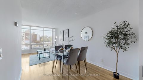Photo 1 at 512 - 373 Front Street W, Waterfront Communities C1, Toronto
