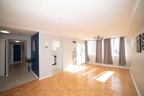 Photo 8 at 404 - 10 Markbrook Lane, Jamestown, Toronto