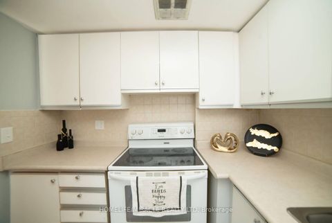 Photo 12 at 404 - 10 Markbrook Lane, Jamestown, Toronto
