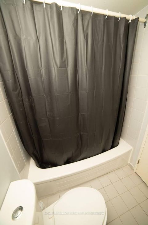 Photo 24 at 404 - 10 Markbrook Lane, Jamestown, Toronto