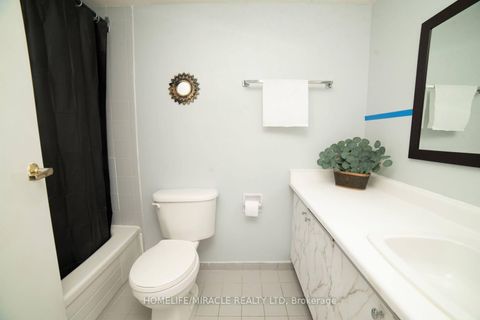 Photo 25 at 404 - 10 Markbrook Lane, Jamestown, Toronto