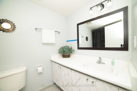 Photo 26 at 404 - 10 Markbrook Lane, Jamestown, Toronto