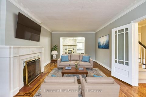 Photo 2 at 14 Apsley Road, Nortown, Toronto