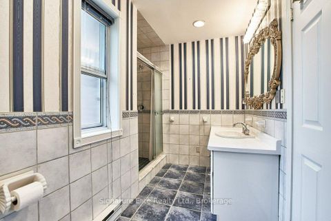 Photo 19 at 14 Apsley Road, Nortown, Toronto